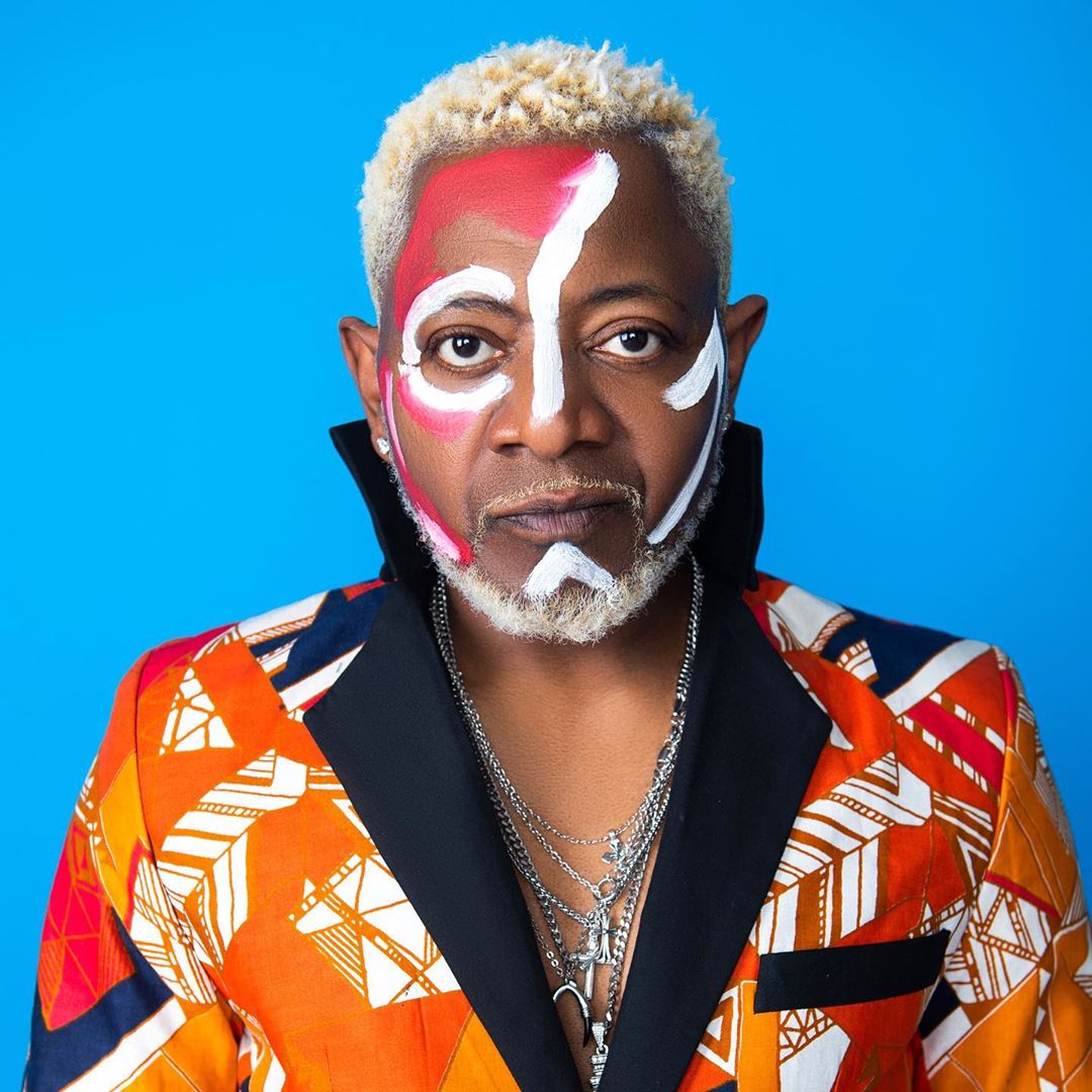 AWILO LONGOMBA Karolina cover image