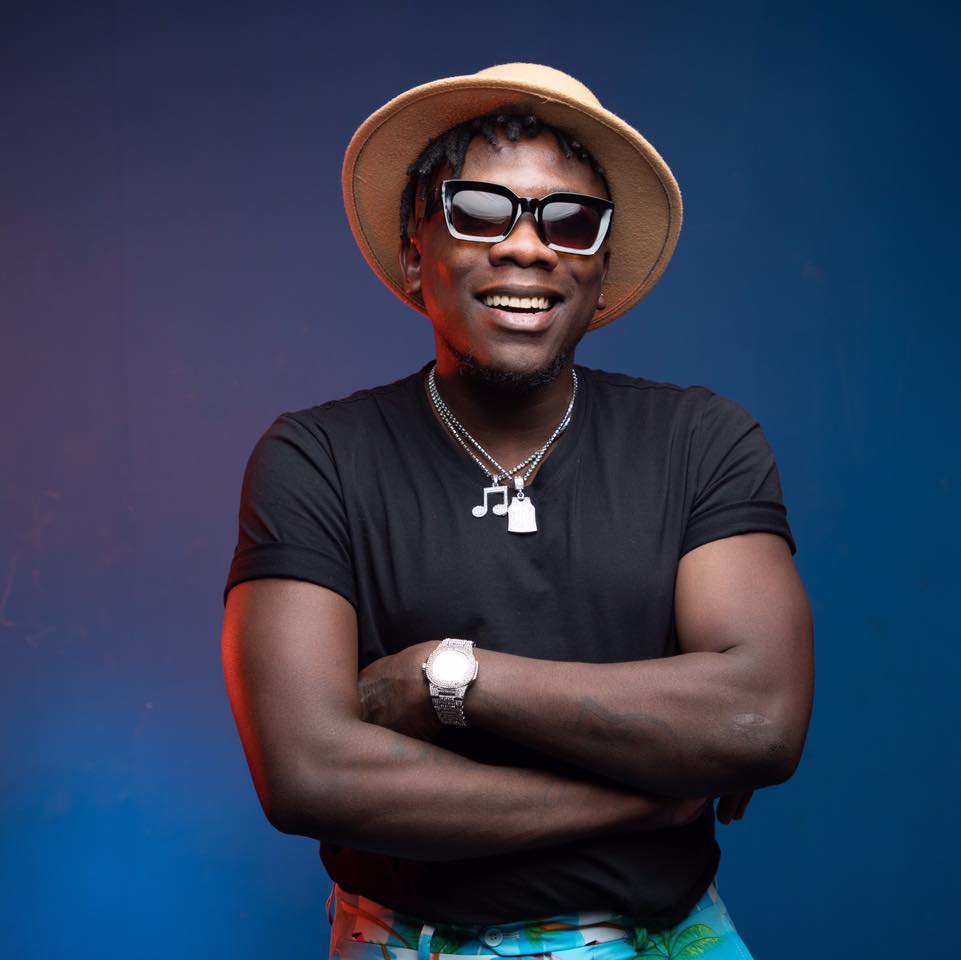 Geosteady - Megatron Lyrics / Paroles | AfrikaLyrics