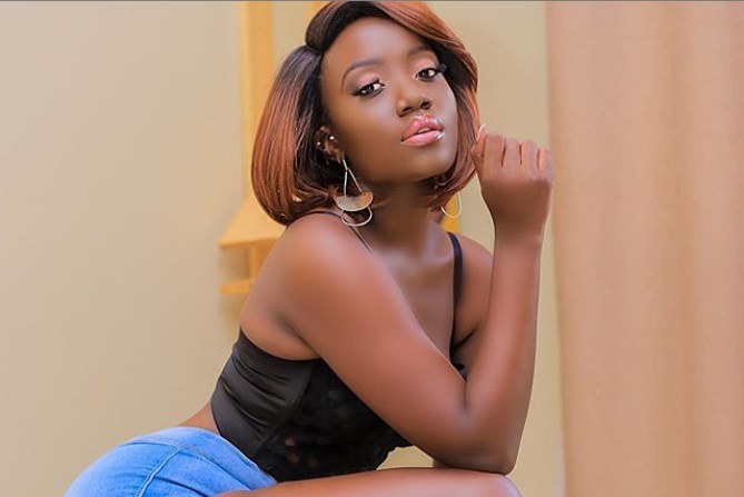 LYDIA JAZMINE Olindaki cover image