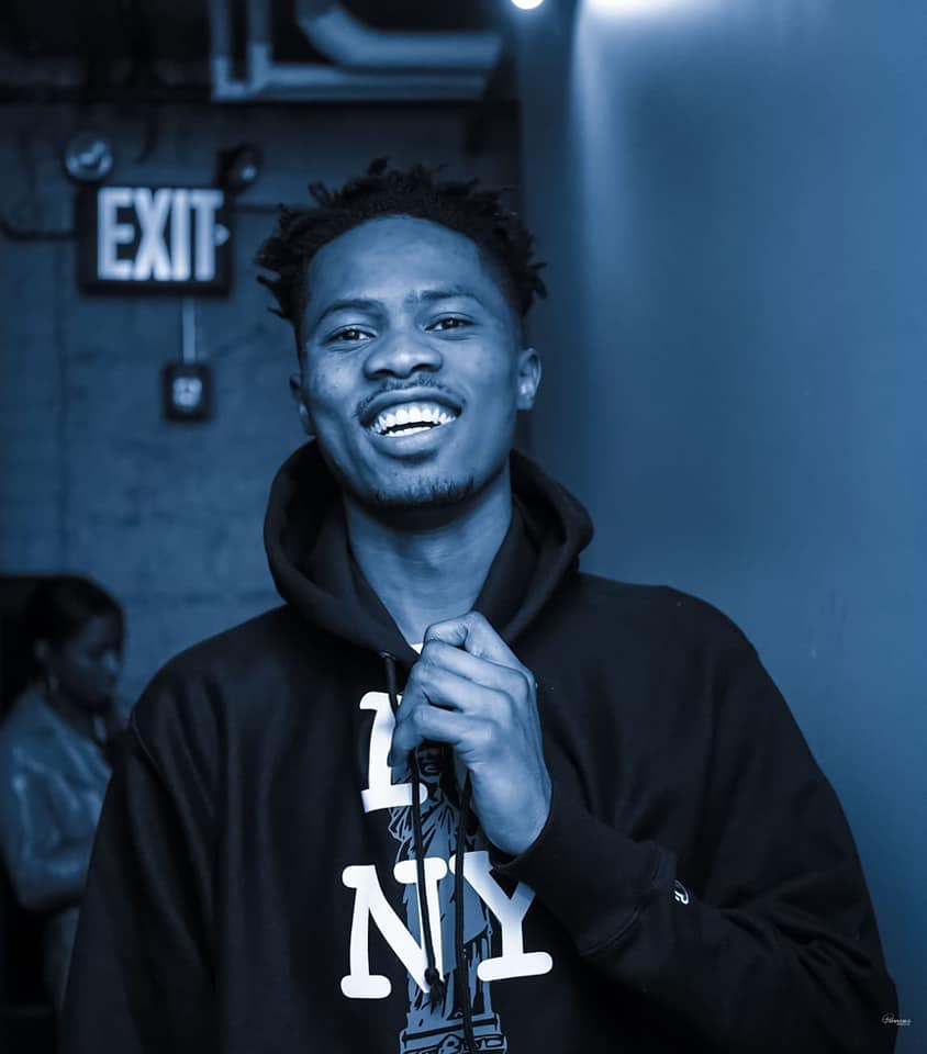 KWESI ARTHUR Warming Up cover image
